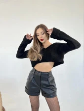 3921 Triko V Yaka Crop-Siyah - 3