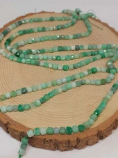 Zümrüt Taşı Küp Şekilli Dizi 4mm (45908) thumbnail 3