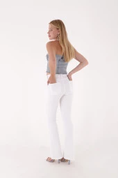 Dar Kalıplı Yüksek Belli ve İspanyol Paçalı Cepli Skinny Kadın Kot Pantolon Beyaz Denim - 4