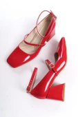 Kulia Kırmızı Rugan Mary Jane Kalın Topuklu Küt Burun Bantlı Ayakkabı thumbnail 1