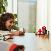 LEGO Minecraft 21255 Nether Geçidi Pususu (352 Parça) thumbnail 8