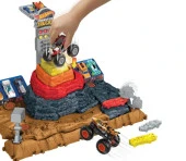 Hot Wheels Monster Trucks Muhteşem Çarpışma Arenası™ HNB96 - 5