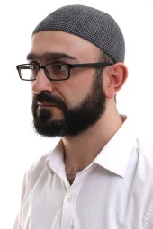 Siyah Kışlık Nokta Desenli Orlon Namaz Takkesi thumbnail 1