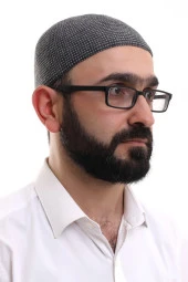 Siyah Kışlık Nokta Desenli Orlon Namaz Takkesi thumbnail 2