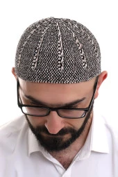 Siyah Taş Kışlık Çift Renk Kadife Namaz Takkesi thumbnail 5