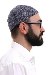 Lacivert Gri Kışlık Çift Renk Kadife Namaz Takkesi thumbnail 4