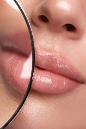 Plump Up Extra Hydrating Plumping Gloss - Dolgunlaştıran Dudak Parlatıcısı 205 Just Natural - 5