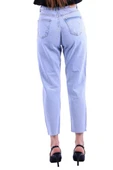 Önü Yırtıklı  Detaylı  Yüksek Belli Cepli ve Astarsız Mom Fit Kadın Kot Pantolon Buz Mavisi Denim  - 4