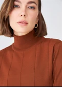 Peraluna BETTY BLOUSE Balıkçı Yaka Kısa Kollu İnce Basic Kadın Triko Bluz - Kahve - 4