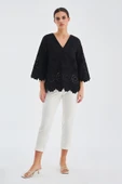 Peraluna HİROMİ BLOUSE %100 Pamuk V Yaka 3/4 Çan Kol Yazlık Kadın Bluz - Siyah - 1