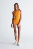 Styleboom X Peraluna GRETA BODY Halter Yaka Arkası Çapraz Alttan Çıtçıtlı Kadın Triko Body - Sarı thumbnail 4
