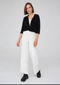 Peraluna Reglan Kollu Kaşmir Karışım Kısa Kadın Triko Bolero - Siyah thumbnail 1