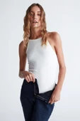 Styleboom X Peraluna GRETA BODY Halter Yaka Arkası Çapraz Alttan Çıtçıtlı Kadın Triko Body - Ekru - 3