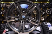 R1 Wheels 19 inç 5*120 ET40 Füme Jant Takımı (J-839) - 1