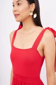 Styleboom X Peraluna KELLY DRESS Askılı Bağlama Detaylı Rahat Kesim Midi Boy Yazlık Kadın Triko Elbise - Kırmızı - 3