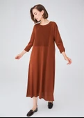 Peraluna Roba Detaylı Bol Kesim Merino Yün Karışım Uzun Kadın Triko Elbise - Kahve thumbnail 5