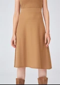 Peraluna Kloş Kesim Kaşmir Karışım Diz Altı Triko Etek - Camel thumbnail 5