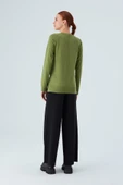 Peraluna VANESSA PULLOVER Merino Yünlü Yanları Yırtmaçlı Ince Kadın Triko Kazak - Yeşil thumbnail 8