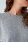 Peraluna NELL PULLOVER Yanları Yırtmaçlı 3/4 Kol İnce Kadın Triko Kazak - Gri Melanj thumbnail 3