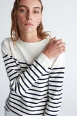 Styleboom X Peraluna AUDREY PULLOVER Omzu Düğmeli Çizgili Organik Pamuk Mevsimlik Kadın Triko Kazak - Ekru/Lacivert - 6