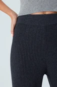 Peraluna Bol Kesim Kaşmir Karışım Boru Paça Kadın Triko Pantolon - Antrasit thumbnail 3