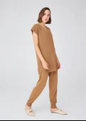 Peraluna Derin V Yaka Yırtmaçlı Kolsuz Kadın Triko Tunik - Camel thumbnail 1