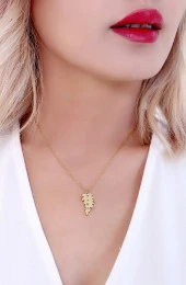 Kadın Altın Kaplama Simli Yaprak Çelik Kolye Gold thumbnail 4