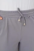 İp Detaylı Beli Lastikli Dar Paça Gri Pantolon thumbnail 4
