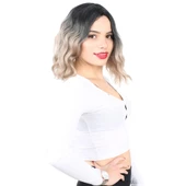 Fiber Sentetik Kısa Dalgalı Perçemsiz Peruk - Siyah / Küllü Bebek Sarı Ombreli thumbnail 2