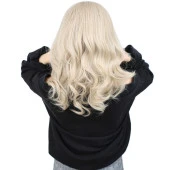 Dalgalı Perçemli Orta Boy Fiber Sentetik Peruk - Balköpüğü / Platin Röfleli thumbnail 4