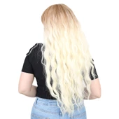 Perçemli Uzun Su Dalgası Fiber Sentetik Peruk - Balköpüğü / Platin Kısa Ombreli thumbnail 3