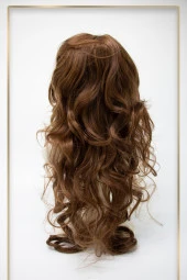 Karamel-Bakır Uzun Dalgalı Perçemli Fiber Sentetik Peruk (H9030-30) thumbnail 4