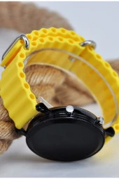 Sarı Renk Silikon Kordonlu Tuşlu Led Unisex Kol Saati SU-903 - 3