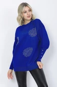 Kadın Triko Kazak Bisiklet Yaka Yaprak Desenli Kolu Taşlı Oversize Saks Mavi thumbnail 2