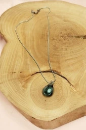 Labradorit Doğal Taşı Zincirli El Yapımı Kolye Uç: 2 cm Zincir: 20 cm Kutulu thumbnail 6