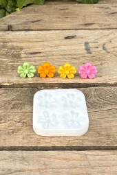 Beş Yapraklı Yonca Çiçek Dörtlü Mum Kalıbı (Silikon) (1 Adet) thumbnail 7