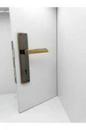 Piramit Albirifin Saten Lüx Kare Aynalı Oda Kapı Kolu 1 Takım thumbnail 2