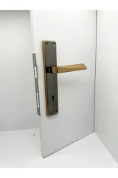 Piramit Albirifin Saten Lüx Kare Aynalı Oda Kapı Kolu 1 Takım thumbnail 4