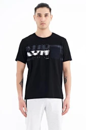 Tommy Life Siyah Ön Cep Detaylı Baskılı Standart Kalıp Erkek T-shirt - 88200 - 7