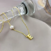 Vaoov 925 Ayar Gümüş Harfli İnci Kolye thumbnail 8