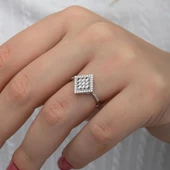 Dik Kare Baget Taşlı Gümüş Yüzük thumbnail 2