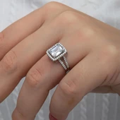 Zirkon Baget Taşlı Gümüş Tektaş Yüzük thumbnail 4