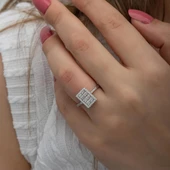 Dik Dikdörtgen Zirkon Taşlı Zincir Motifli Gümüş Tektaş Yüzük thumbnail 7