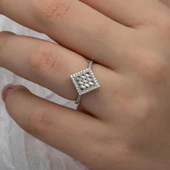Dik Kare Baget Taşlı Gümüş Yüzük thumbnail 7