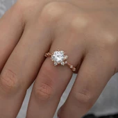 Prenses Model Rose Kaplama Zirkon Taşlı Gümüş Tektaş Yüzük thumbnail 6