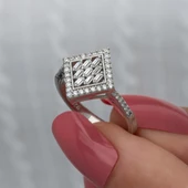 Dik Kare Baget Taşlı Gümüş Yüzük thumbnail 3