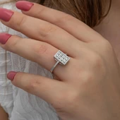 Dik Dikdörtgen Zirkon Taşlı Zincir Motifli Gümüş Tektaş Yüzük thumbnail 3