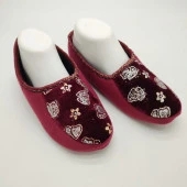 Kalp İşlemeli Kadın Patik Bordo Renk - 4