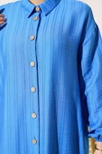 Boydan Tahta Düğmeli Uzun Tunik Mavi thumbnail 4