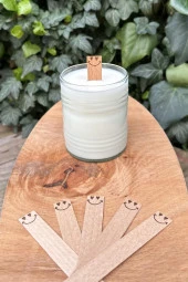 Ahşap Düz Model 15mm en x 100mm boy x 0,5mm kalınlık GÜLÜCÜK DESENLİ Mum Fitili + Sehpa   ( 10 Adet ) thumbnail 4